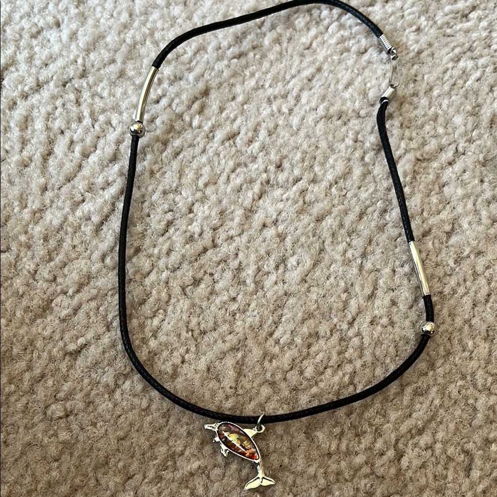 🌻 5/$15 Black Dolphin Pendant Necklace